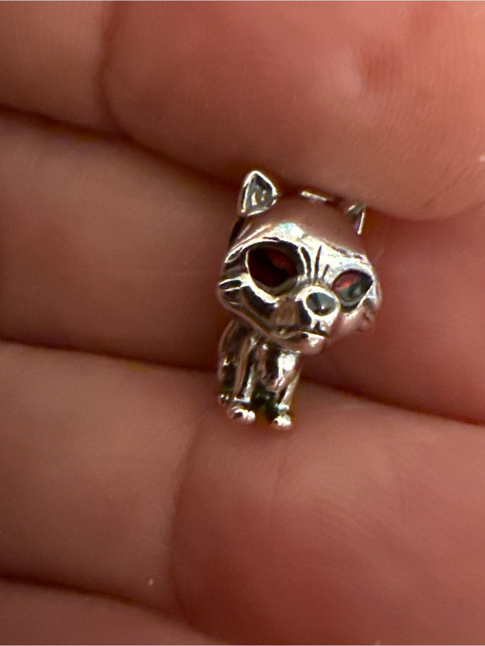 Pandora Silver Cat Charm with Dark Eye Accents - Picture 1 of 5
